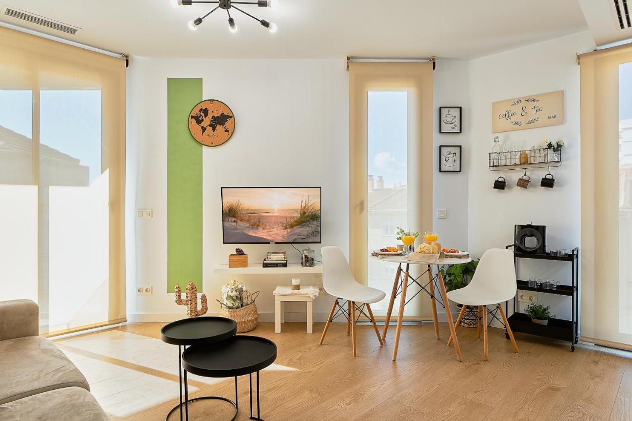 Sunny Elite Appartement Málaga Buitenkant foto
